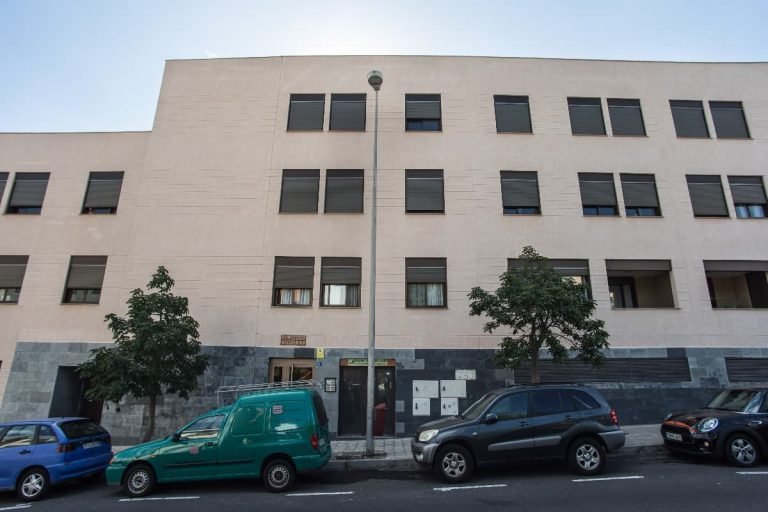 Apartamento con Terraza